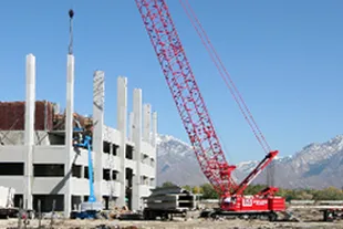 Manitowoc Lattice Boom Crawlers
